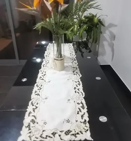 D Henriques House וילה