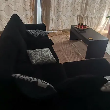 D Henriques House *