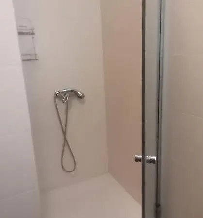 D Henriques House Willa