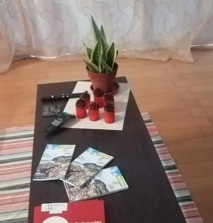 D Henriques House Willa *