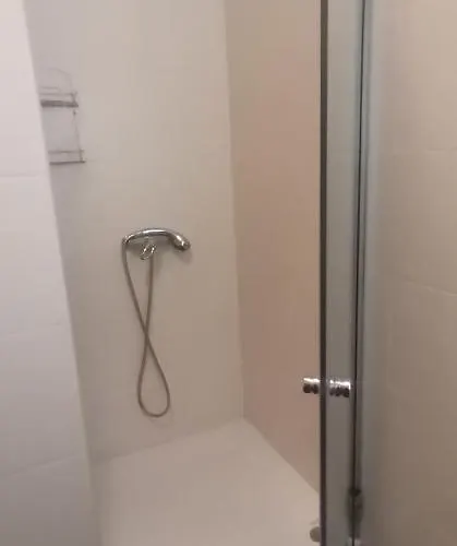 D Henriques House Vila